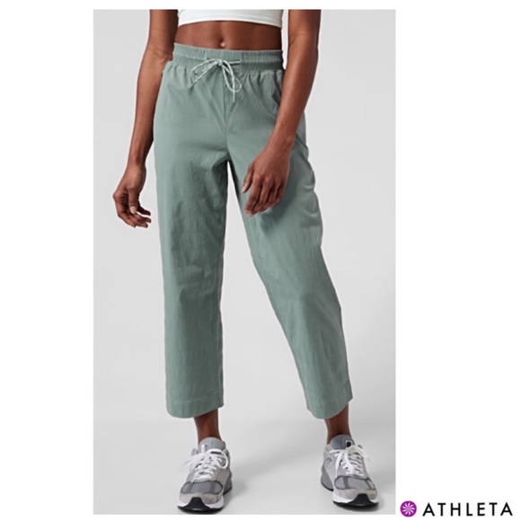 Athleta Pants - 🔥NWTS-$90 ATHLETA Trekkie Straight Crop Pants 6 Relaxed Cute Drawcord Waist